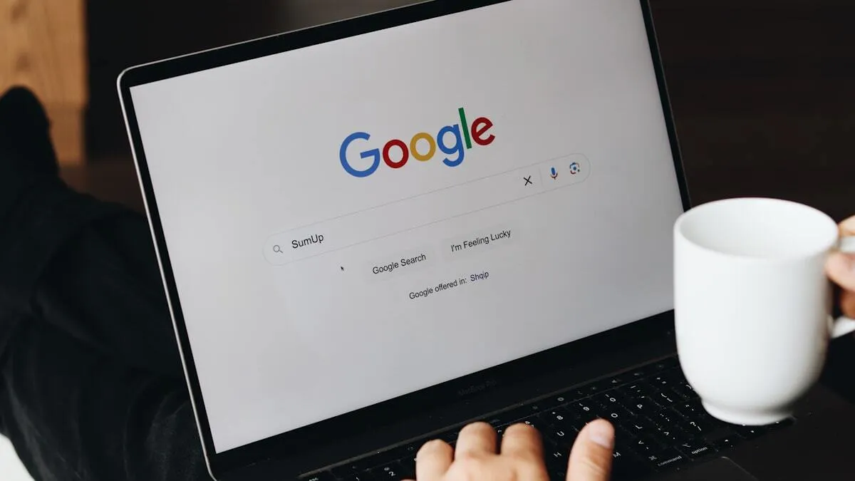 Responzivní vyhledávací reklama v Google Ads s více variantami nadpisů